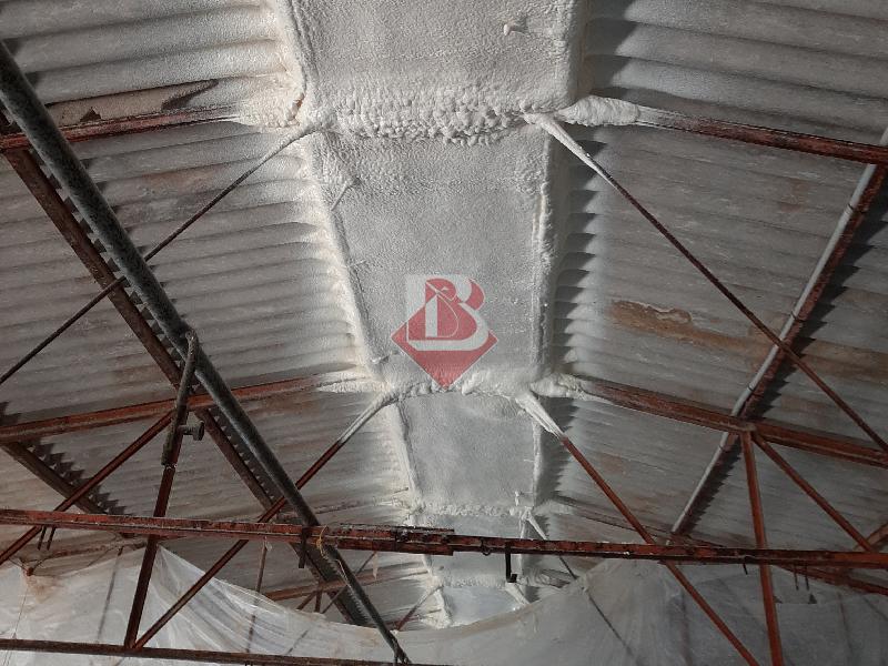 9 Bertoni Isolamenti in Poliuretano a Spruzzo soffitto capannone Brescia